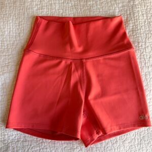 Alo high waist airlift shorts strawberry lemonade S